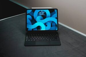 iPad вместо ноутбука: кому подойдет такой вариант